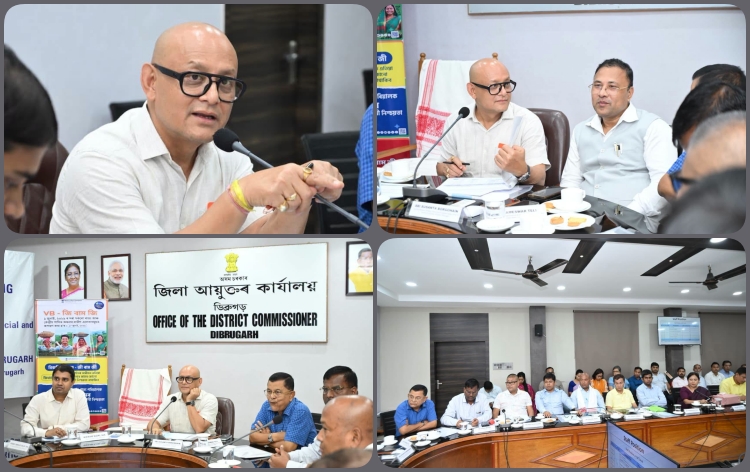 ডিব্ৰুগড় জিলা আয়ুক্তৰ কাৰ্যালয়ৰ সভাকক্ষত জলসম্পদ আৰু ন্যায় বিভাগৰ মন্ত্ৰী সুশান্ত বৰগোহাঁইৰ সভাপতিত্বত পৰ্যালোচনা বৈঠক