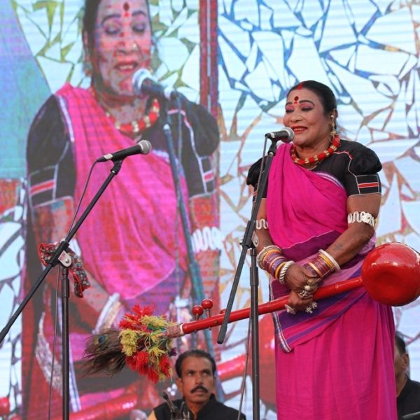 President, Prime Minister express grief over demise of renowned Pandvani singer Teejan Bai