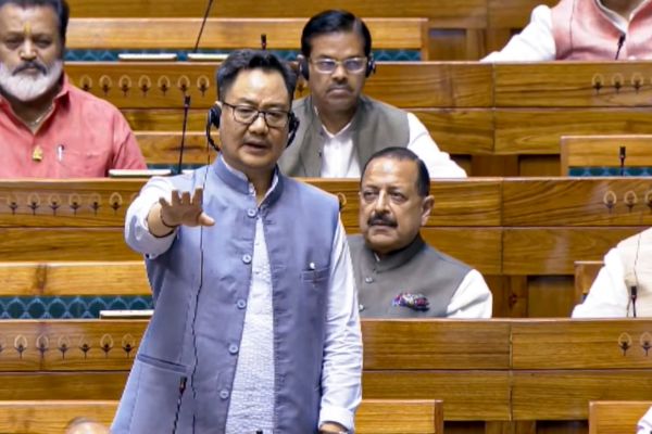 Parliamentary Affairs Minister Kiren Rijiju accuses Congress of raising unrelated issues during Bill debate