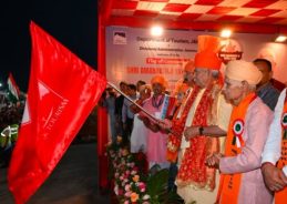J&K LG Sinha flags off first batch of Shri Amarnathji Yatra pilgrims