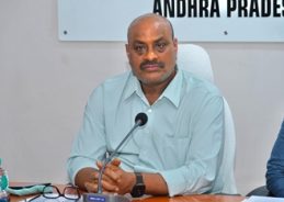 Andhra Pradesh Agriculture Minister Kinjarapu Atchannaidu reviews the progress of FCV tobacco procurement