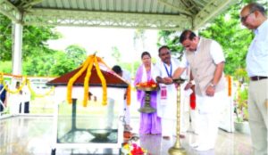 ড° ভূপেন হাজৰিকাৰ সৃষ্টি আৰু কৰ্মৰাজিৰ সৈতে সামঞ্জস্য থকাকৈ জালুকবাৰীৰ সমন্বয় তীৰ্থৰ সাল-সলনি ঘটোৱা হ’ব বুলি মুখ্যমন্ত্ৰীৰ প্ৰকাশ