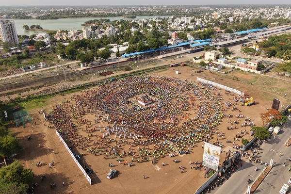 Maharashtra: Fit India’s ‘Sundays on Cycle’ Draws Thousands to Pandharpur