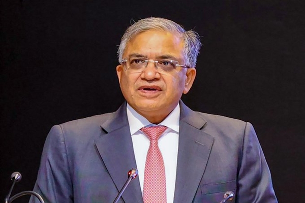 CEC Gyanesh Kumar Urges Officials to Counter Misinformation on Elections