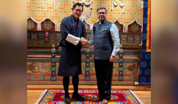 भूटान नरेश जिग्मे खेसर नामगेल वांगचुक ने विदेश सचिव विक्रम मिसरी से मुलाकात की