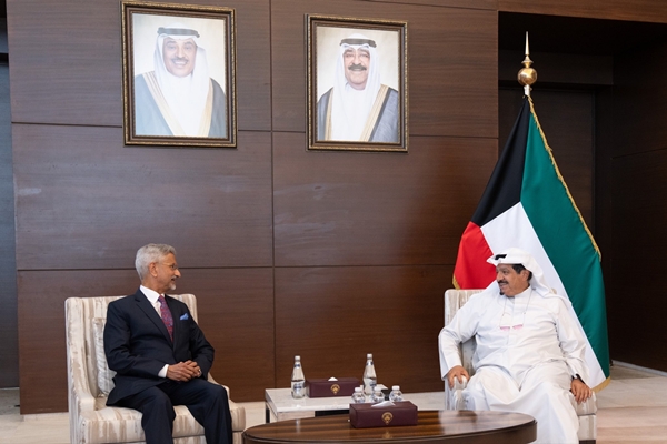 EAM Jaishankar Meets Kuwait PM, Discusses Bilateral Cooperation