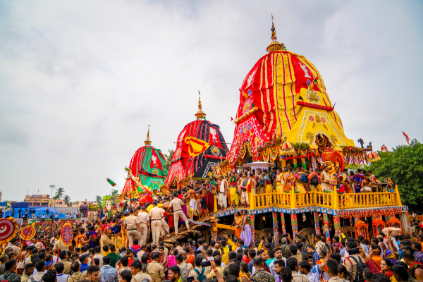 Puri prepares for Suna Besha ritual of Lord Jagannath, Lord Balabhadra and Devi Subhadra