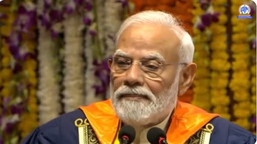 প্রধানমন্ত্রী নরেন্দ্র মোদী বলেছেন, যারা জীবনে শেখার প্রক্রিয়া অব্যাহত রাখবেন, তারাই শেষ পর্যন্ত জয়ী হবেন।