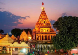 Large number of devotees visit Ujjain’s Mahakal Temple on fourth and final Monday of Shravan