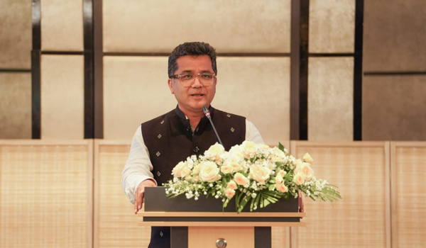 MoS Pabitra Margherita interacts with Indian diaspora in Laos