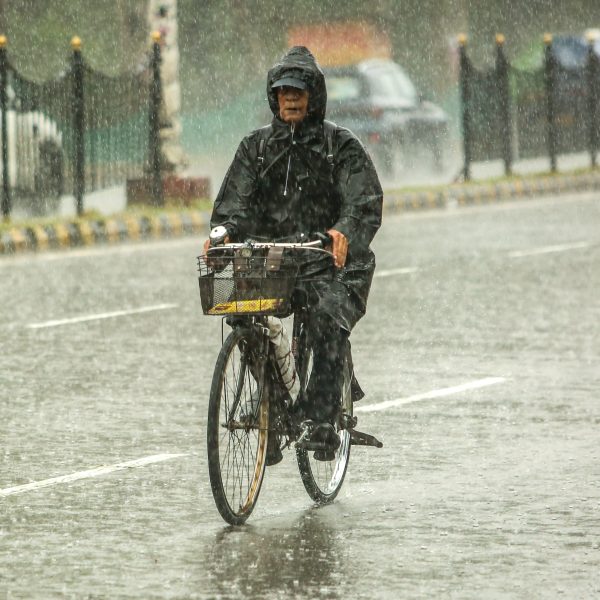 IMD issues Red warning for heavy rainfall over Odisha today