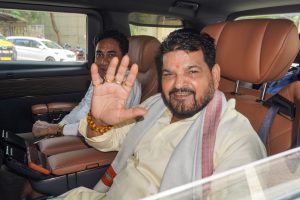 भाजपा नेते आणि कुस्ती महासंघाचे माजी अध्यक्ष बृजभूषण यांची लैंगिक शोषणाच्या आरोपातून निर्दोष मुक्तता