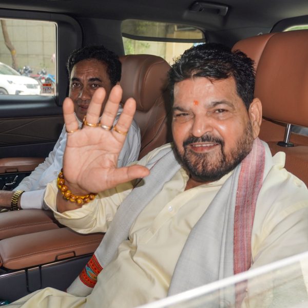 बृजभूषण सिंह यांची लैंगिक शोषणाच्या आरोपातून निर्दोष मुक्तता
