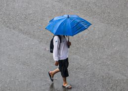 IMD forecasts heavy rainfall in Coastal Andhra Pradesh, Telangana, Tamil Nadu, Keralam, Karnataka and Andaman & Nicobar Islands today