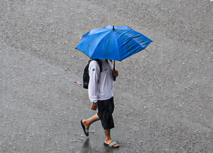 IMD forecasts heavy rainfall in Coastal Andhra Pradesh, Telangana, Tamil Nadu, Keralam, Karnataka and Andaman & Nicobar Islands today