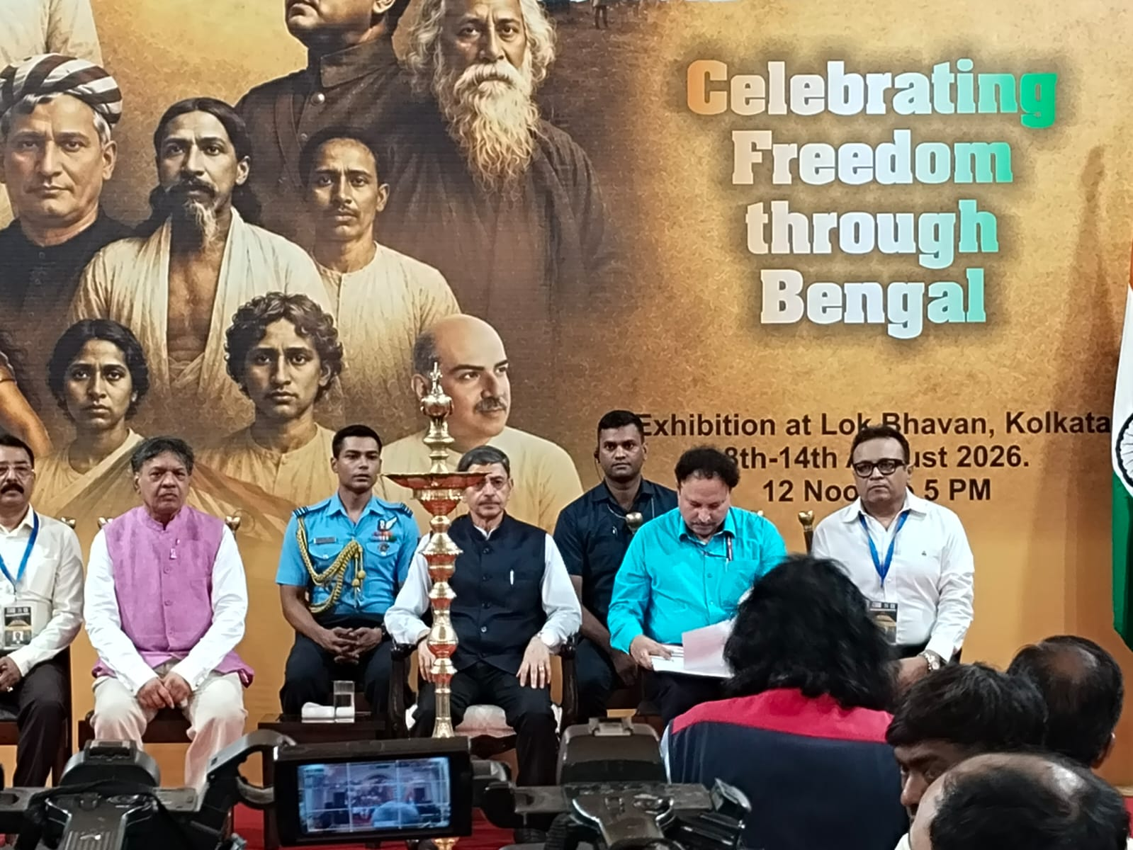 রাজ্যপাল রবীন্দ্র নারায়ণ রবি, স্বাধীনতা সংগ্রামের অজানা বীরদের কথা তুলে ধরতে গবেষণার প্রয়োজনীয়তার উপর জোর দিয়েছেন।