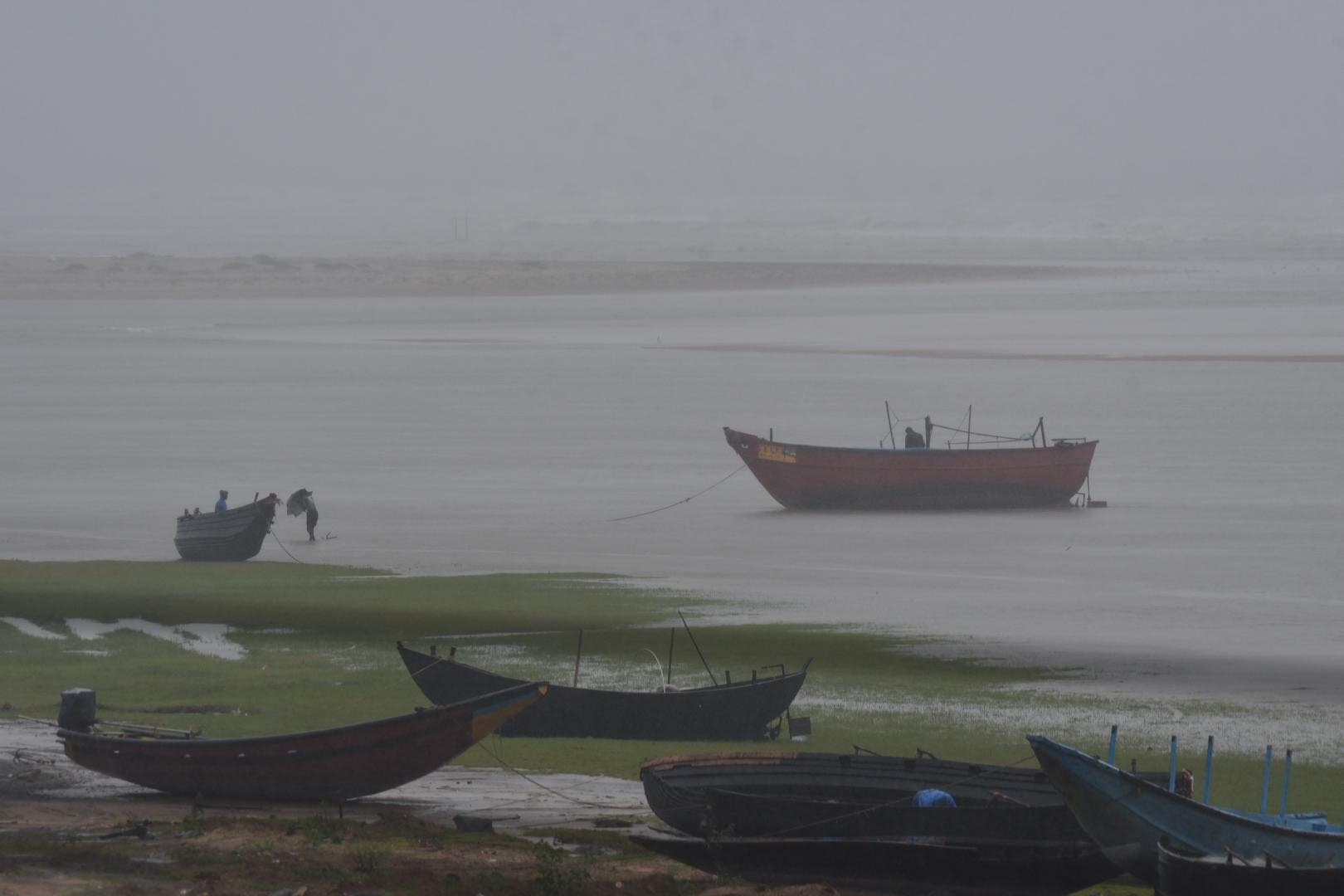 Odisha remains on high flood alert as rivers swell amid heavy rain