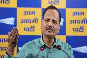 दिल्ली जल बोर्ड रिश्वत मामले में दिल्ली के पूर्व मंत्री और आम आदमी पार्टी के नेता सत्येंद्र जैन और 5 अन्य गिरफ्तार