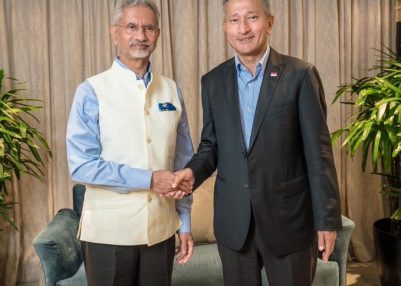 EAM Dr S Jaishankar meets Singapore counterpart ahead of India-Singapore Ministerial Roundtable EAM Dr S Jaishankar meets Singapore counterpart ahead of India-Singapore Ministerial Roundtable