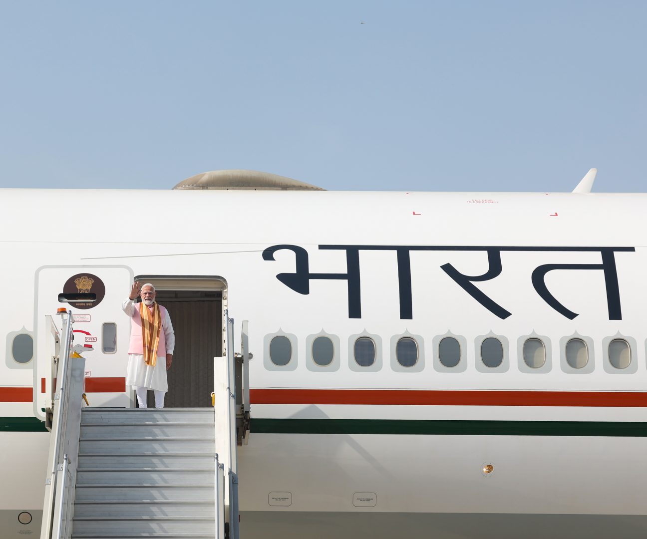 पीएम मोदी आर्थिक सहयोग बढ़ाने के लिए आज उज्बेकिस्तान और किर्गिस्‍तान की यात्रा पर रवाना हुए