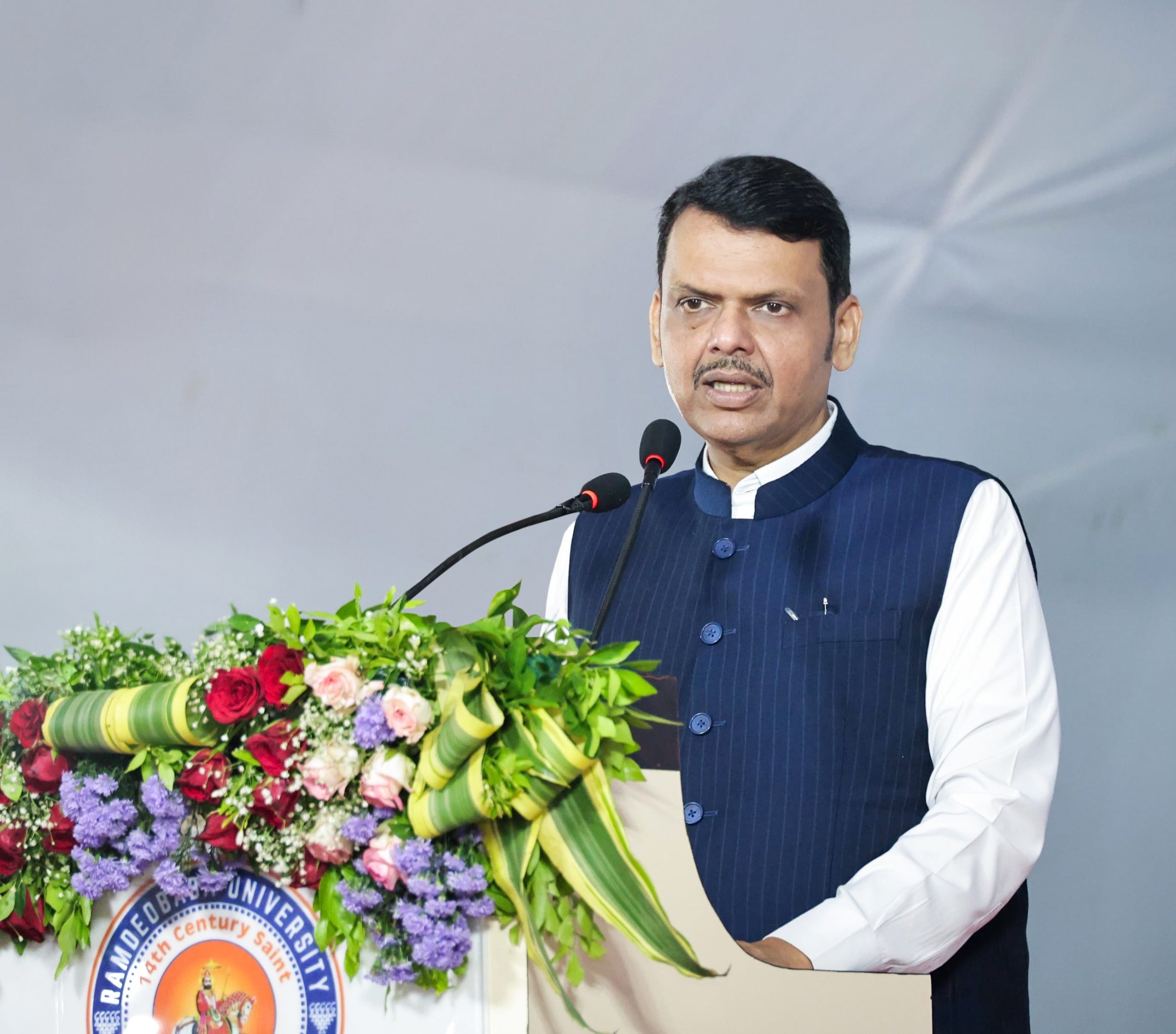 महाराष्ट्र: मुख्यमंत्री देवेंद्र फडणवीस ने रोजगारोन्मुखी कौशल से लैस कार्यबल तैयार करने पर दिया ज़ोर