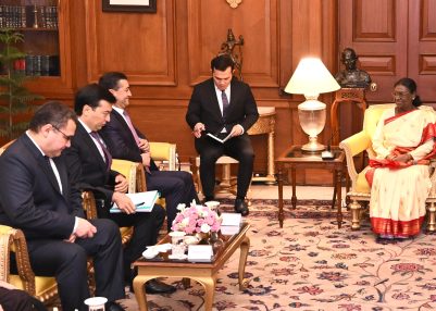 उज़्बेकिस्तान गणराज्य के विदेश मंत्री ने राष्ट्रपति द्रौपदी मुर्मु से मुलाकात की उज़्बेकिस्तान गणराज्य के विदेश मंत्री ने राष्ट्रपति द्रौपदी मुर्मु से मुलाकात की
