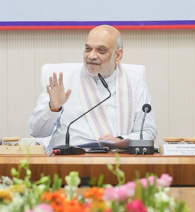 কেন্দ্রীয় স্বরাষ্ট্র ও সমবায় মন্ত্রী অমিত শাহ আজ মুম্বইয়ে ‘ন্যাশনাল আরবান কো-অপারেটিভ ফাইন্যান্স অ্যান্ড ডেভেলপমেন্ট কর্পোরেশন লিমিটেড’ (NUCFDC)-এর নতুন কার্যালয়ের উদ্বোধন করবেন