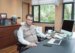 Govt extends tenure of ED Director Rahul Navin by one year Govt extends tenure of ED Director Rahul Navin by one year