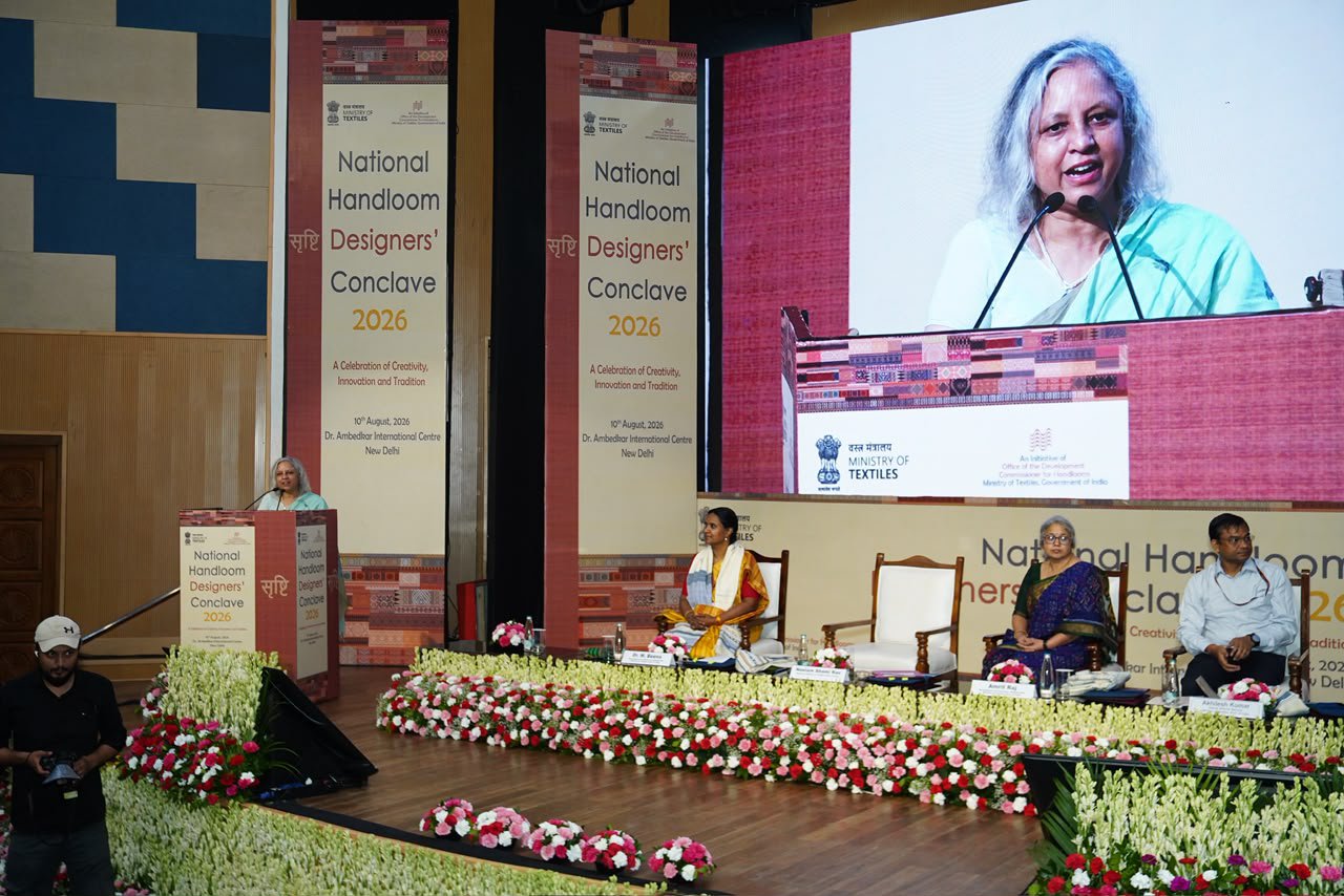 Secretary of Textiles Ministry addresses inaugural session of National Handloom Designers’ Conclave