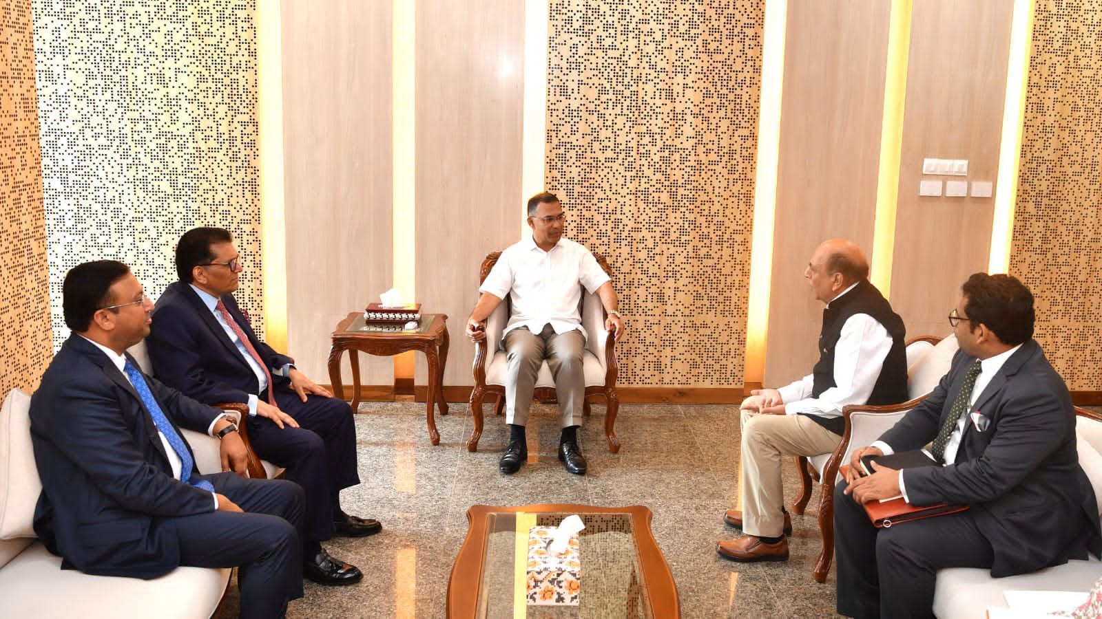 बांग्लादेश में भारतीय उच्चायुक्त दिनेश त्रिवेदी ने प्रधानमंत्री तारिक रहमान से पहली मुलाकात को महत्वपूर्ण बताया