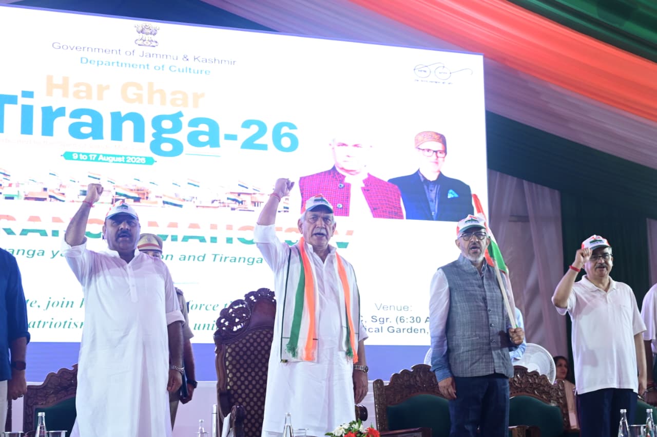 J&K LG Manoj Sinha leads Tiranga Yatra along Dal Lake in Srinagar