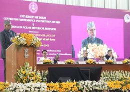 উপ-রাষ্ট্রপতি সিপি রাধাকৃষ্ণন আজ দিল্লিতে ‘দেশভাগ-জনিত বিভীষিকা স্মরণ দিবস’ উপলক্ষে আয়োজিত এক অনুষ্ঠানে বলেন, দেশ আজ যে স্বাধীনতার স্বাদ পাচ্ছে, তা পূর্ববর্তী প্রজন্মের মহান আত্মত্যাগের ফসল