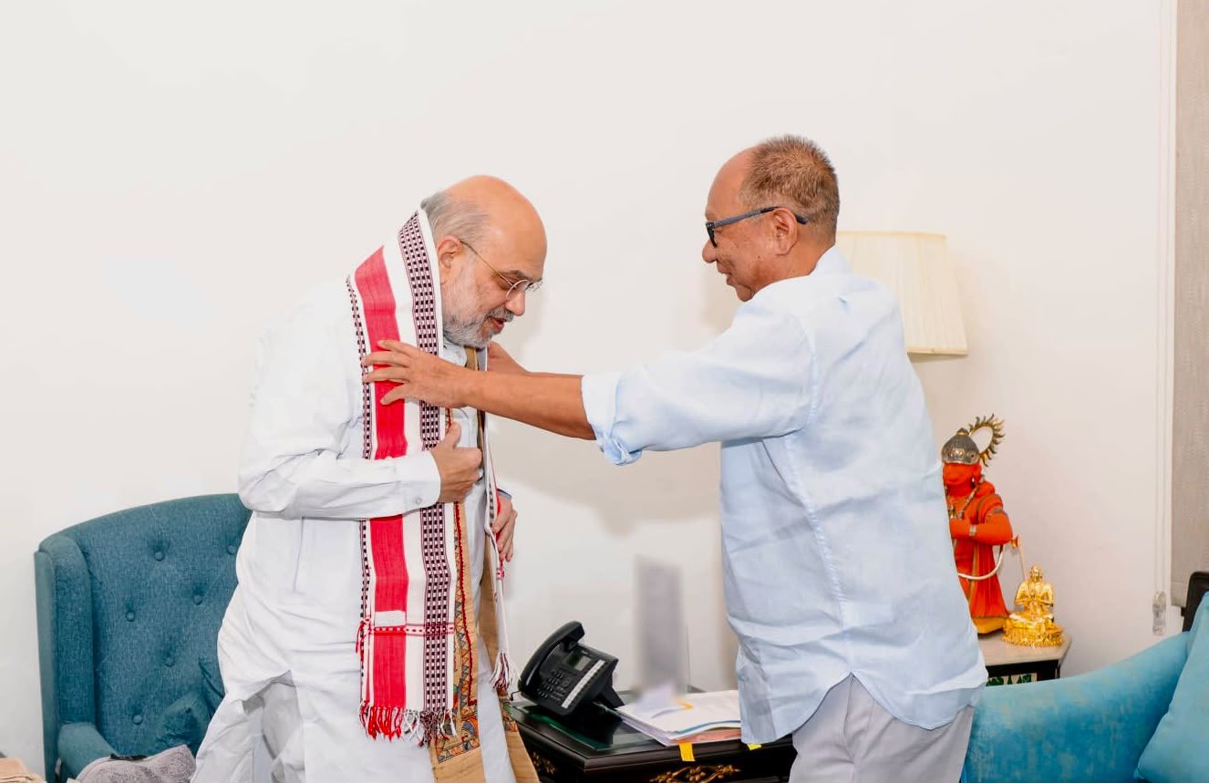 मणिपुर के मुख्यमंत्री युमनाम खेमचंद सिंह ने अमित शाह और किरेन रिजिजू से मुलाकात की