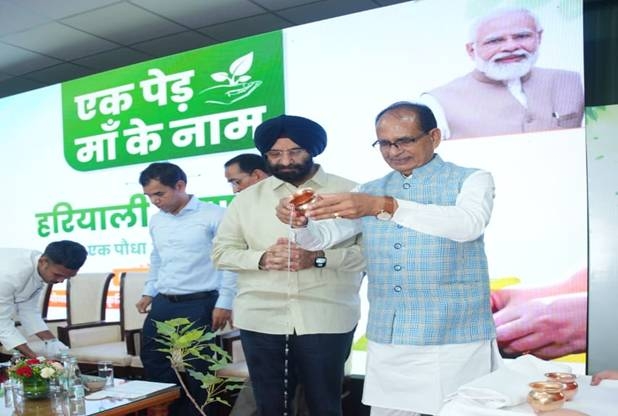 Vriksh Mitra Parivar Drives Nationwide Plantation Campaign Under PM Modi’s ‘Ek Ped Maa Ke Naam’ Call