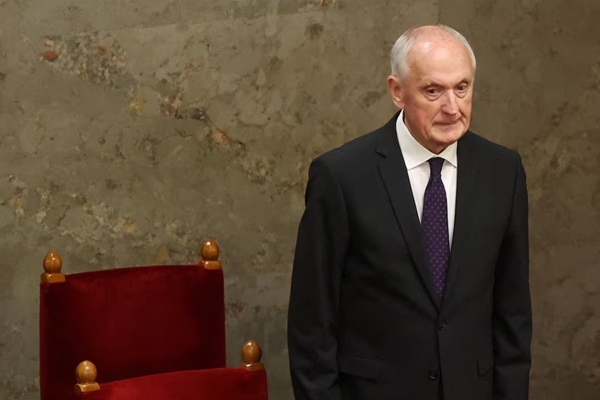 Hungary: Former Supreme Court Chief Andras Baka elected as new President 
