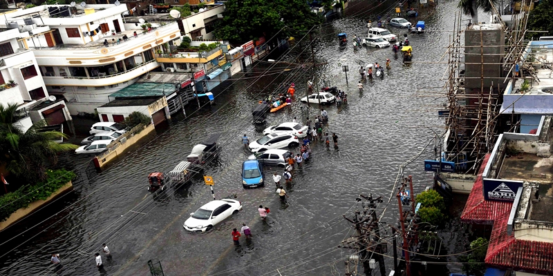 IMD predicts extremely heavy rainfall over Assam and Meghalaya tomorrow