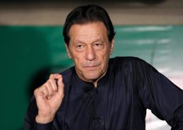 Pakistan SC orders transfer of jailed former PM Imran Khan to hospital for medical examination