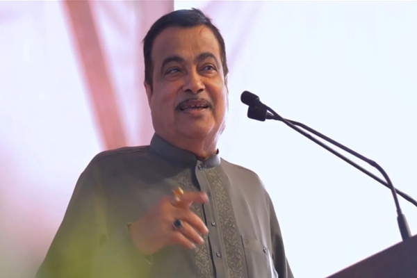 Road network to be developed in & around Pune to make city congestion-free: Nitin Gadkari