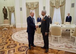 India-Russia discuss ways to strengthen bilateral ties & expand cooperation across key sectors India-Russia discuss ways to strengthen bilateral ties & expand cooperation across key sectors