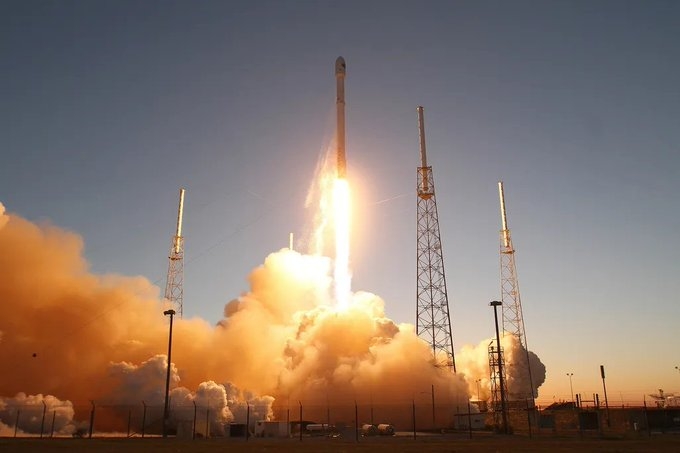 SpaceX Falcon 9 rocket crashes on Moon, offers new insights into the surface