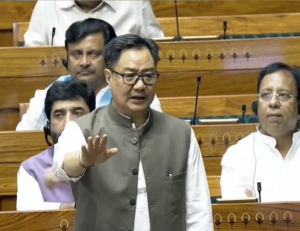 विद्यार्थी आंदोलनाबाबत चर्चेला सरकार तयार असल्याची किरेन रिजिजू यांची माहिती