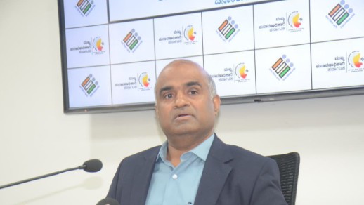 कर्नाटक में एसआईआर के बाद एक करोड़ सात लाख से अधिक मतदाता सूची से बाहर
