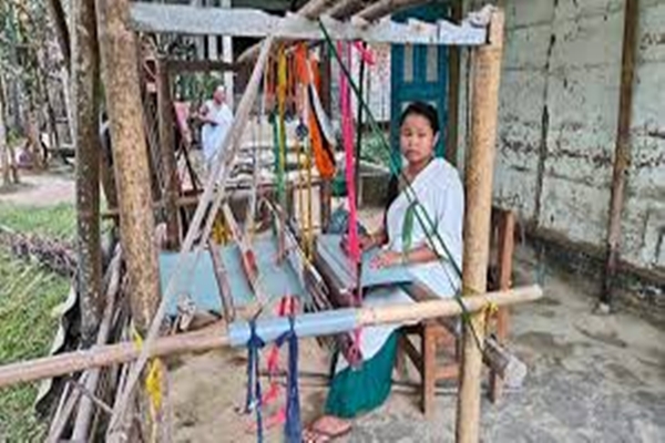 Tribal Weaves of India showcases India’s tribal textile traditions