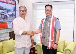Manipur CM Yumnam Khemchand Singh meets HM Amit Shah and Union Minister Kiren Rijiju to discuss State issues Manipur CM Yumnam Khemchand Singh meets HM Amit Shah and Union Minister Kiren Rijiju to discuss State issues