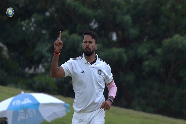 Duleep Trophy: East Zone Bowl Out Central Zone for 266 in Semi-Final