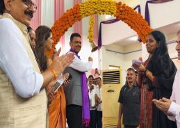 Maharashtra CM Devendra Fadnavis Inaugurates Silk Market Building in Jalna