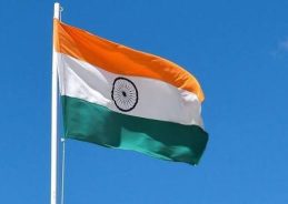 National Flag sales rise at post offices and Khadi showrooms across Keralam