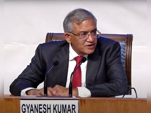 मुख्य निर्वाचन आयुक्त ज्ञानेश कुमार ने पारंपरिक चुनावी साक्षरता क्लब को मतदाता जागरूकता और चुनावी शिक्षा के मजबूत मंच में बदलने की पहल की