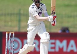 India bat first against Sri Lanka in Colombo Test