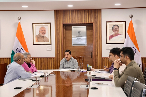 શિક્ષણ મંત્રી પ્રહલાદ જોશીએ NTA સંબંધિત મહત્વના મુદ્દાઓની સમીક્ષા કરી